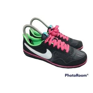 Nike Victoria NM Running Shoes, Women's Size 6 525322-0007